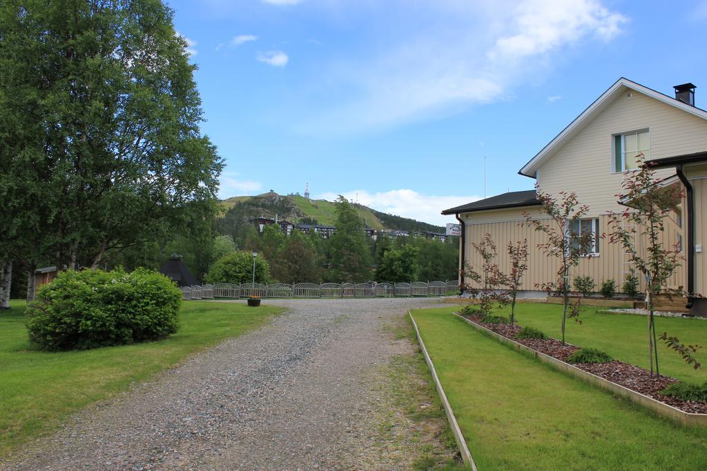 Matkailumaja Heikkala Cottages Ruka Exterior photo